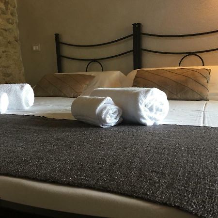 Bb Masotte Bed & Breakfast Sommacampagna Bagian luar foto