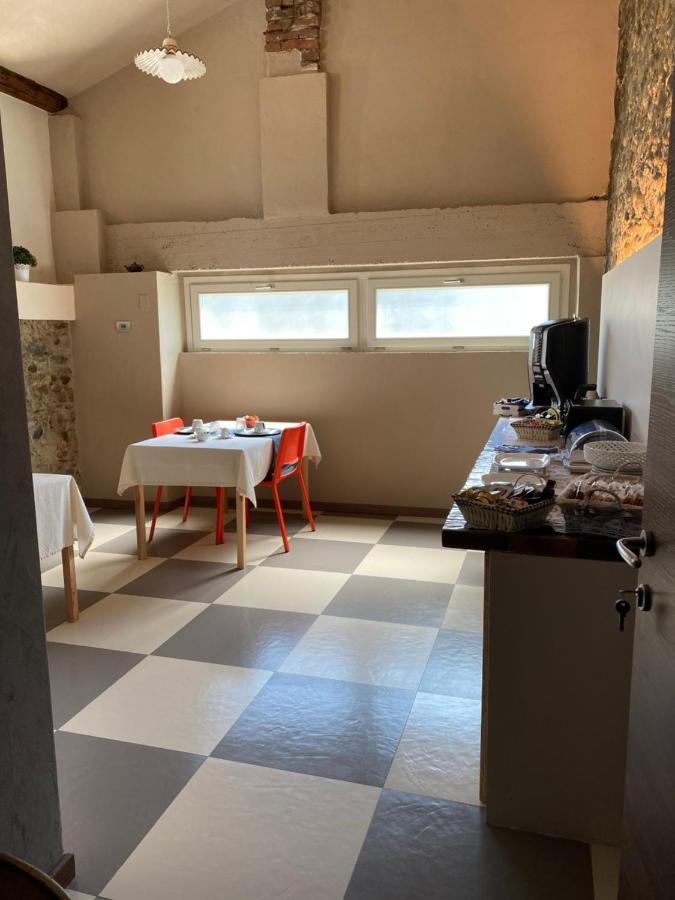 Bb Masotte Bed & Breakfast Sommacampagna Bagian luar foto
