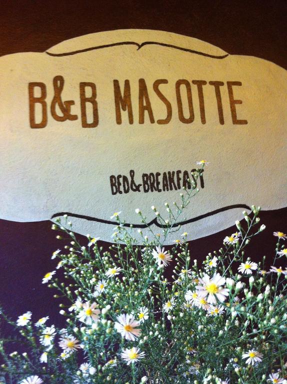 Bb Masotte Bed & Breakfast Sommacampagna Bagian luar foto