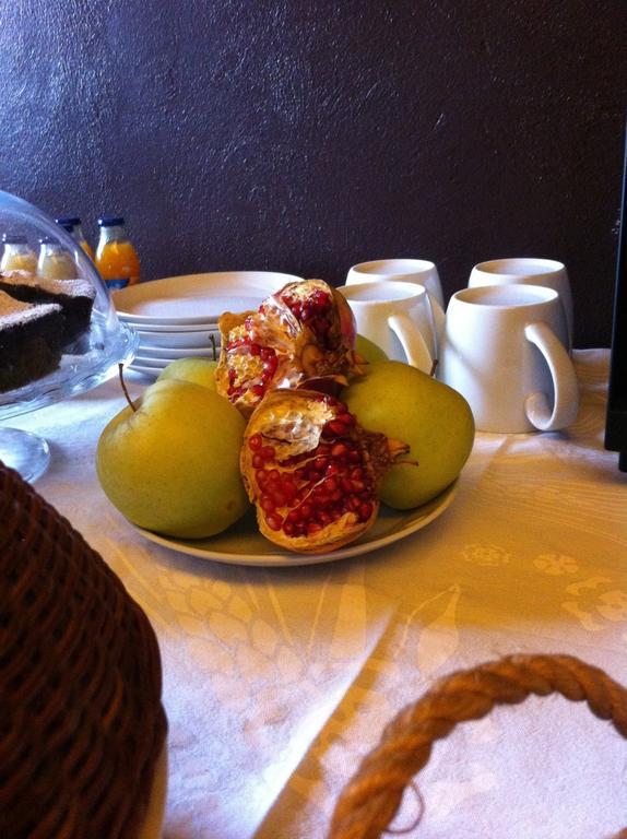 Bb Masotte Bed & Breakfast Sommacampagna Bagian luar foto