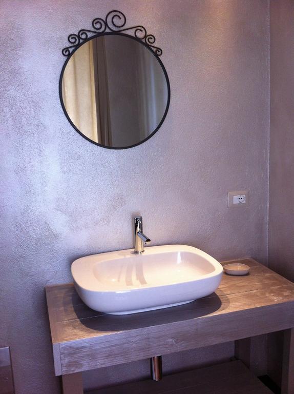 Bb Masotte Bed & Breakfast Sommacampagna Ruang foto