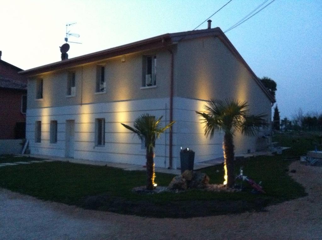 Bb Masotte Bed & Breakfast Sommacampagna Bagian luar foto