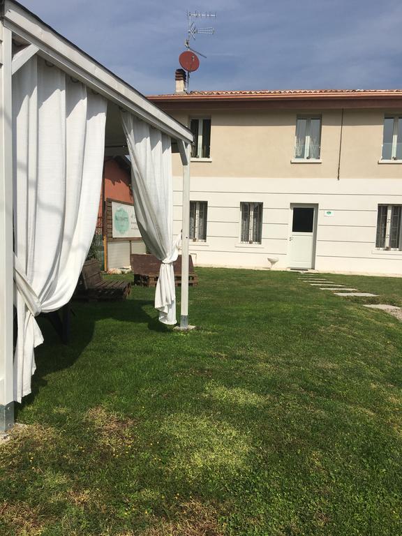 Bb Masotte Bed & Breakfast Sommacampagna Bagian luar foto