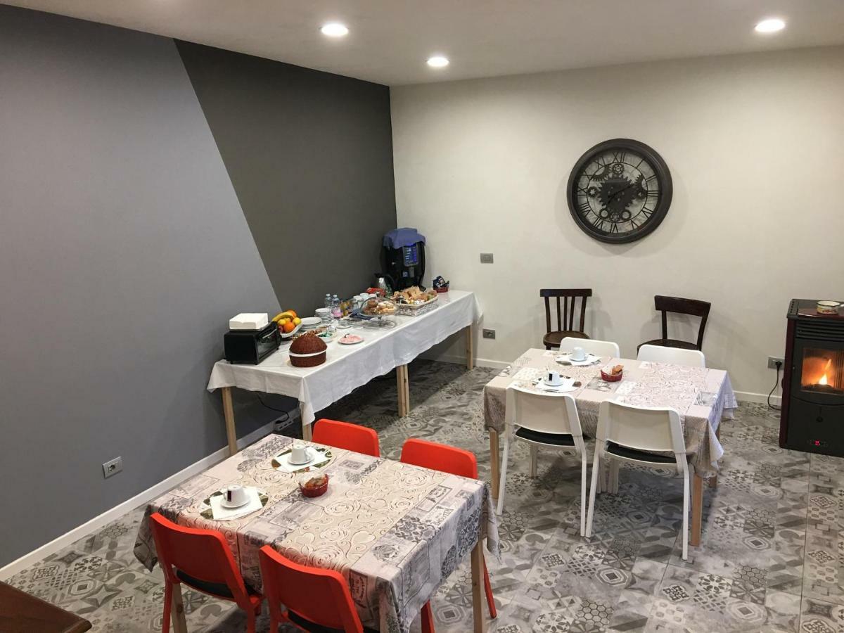 Bb Masotte Bed & Breakfast Sommacampagna Bagian luar foto